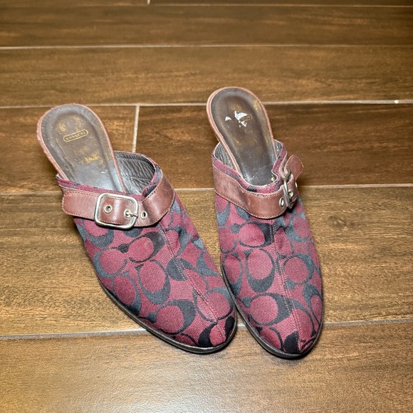 Coach Woman’s Wedges Felicity Burgundy & Black Signature Logo Mules/Clogs size 8 - Picture 1 of 10